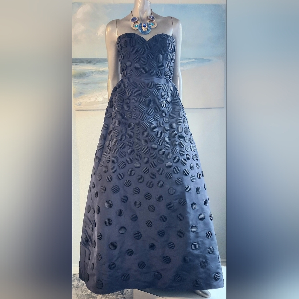 $8,000 OSCAR DE LA RENTA SILK BLUE EXCLUS BEAD EMBROID RUNWAY GOWN US 8 - Picture 6 of 16